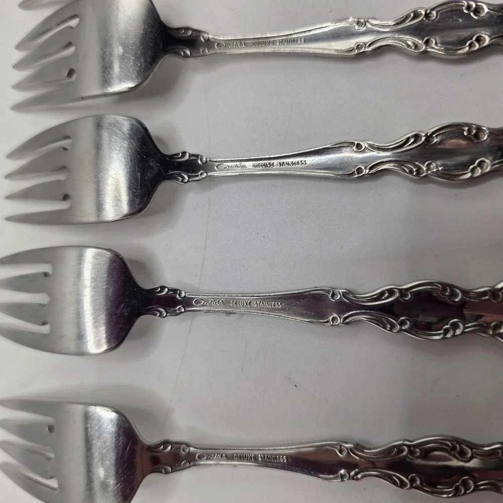 Oneida Salad Fork Chateau Deluxe Stainless Ornate Scroll Glossy Flatware Set 6pc